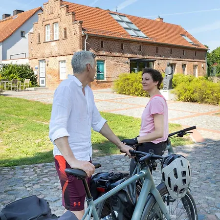 On Im Gaestehaus Trebnitz