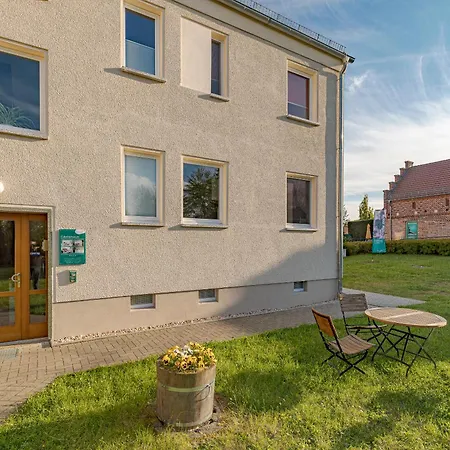 Апартаменты On Im Gaestehaus Trebnitz *