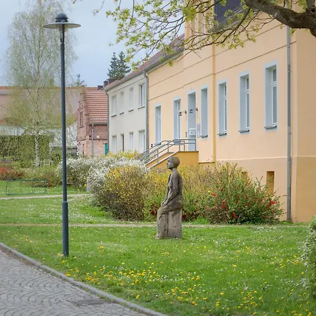 On Im Gaestehaus Trebnitz Апартаменты