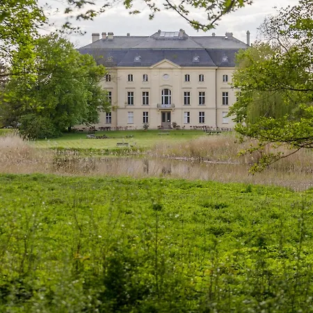 On Im Gaestehaus Trebnitz Апартаменты *
