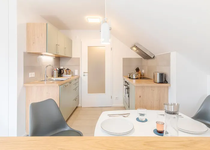 Apartment On Im Gustav Seitz *