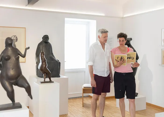 On Im Gustav Seitz Apartment *