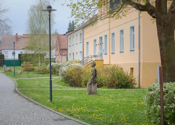 On Im Gustav Seitz Apartment